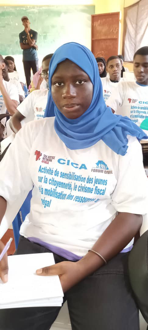 publiforumcivil's tweet photo. FORUM CIVIL/ @TaxJusticeAfric 
Activité de sensibilisation des jeunes sur la citoyenneté, le civisme fiscal et la mobilisation des ressources au Sénégal
LYCEE IBOU DIALLO DE SEDHIOU, 18/11/2023 https://t.co/XQVgOjluin