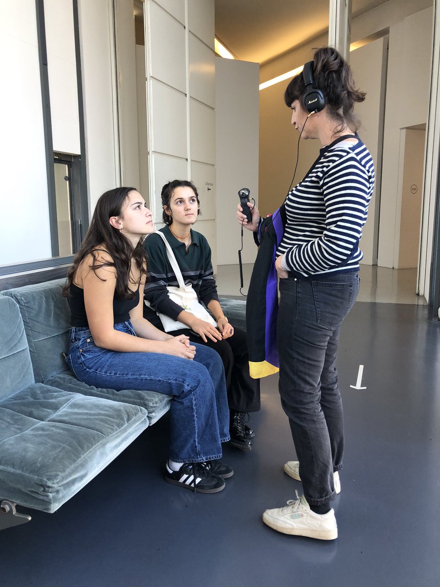 🎤 1ere partie du projet #MamacJecoute <a href="/clemi_nice/">CLEMI Nice</a> : visite des collections du musée, échange avec la médiatrice et micro trottoir sur la place des femmes dans l’art (THLP) et l’œuvre de E. Pignon Ernest (1ere Lat) Une journée riche !
<a href="/DAAC_nice/">DAAC-Nice</a> <a href="/AcademieNice/">Académie de Nice</a> <a href="/VilledeNice/">Ville de Nice</a> <a href="/evs_de/">Inspection EVS - Académie de Nice</a>