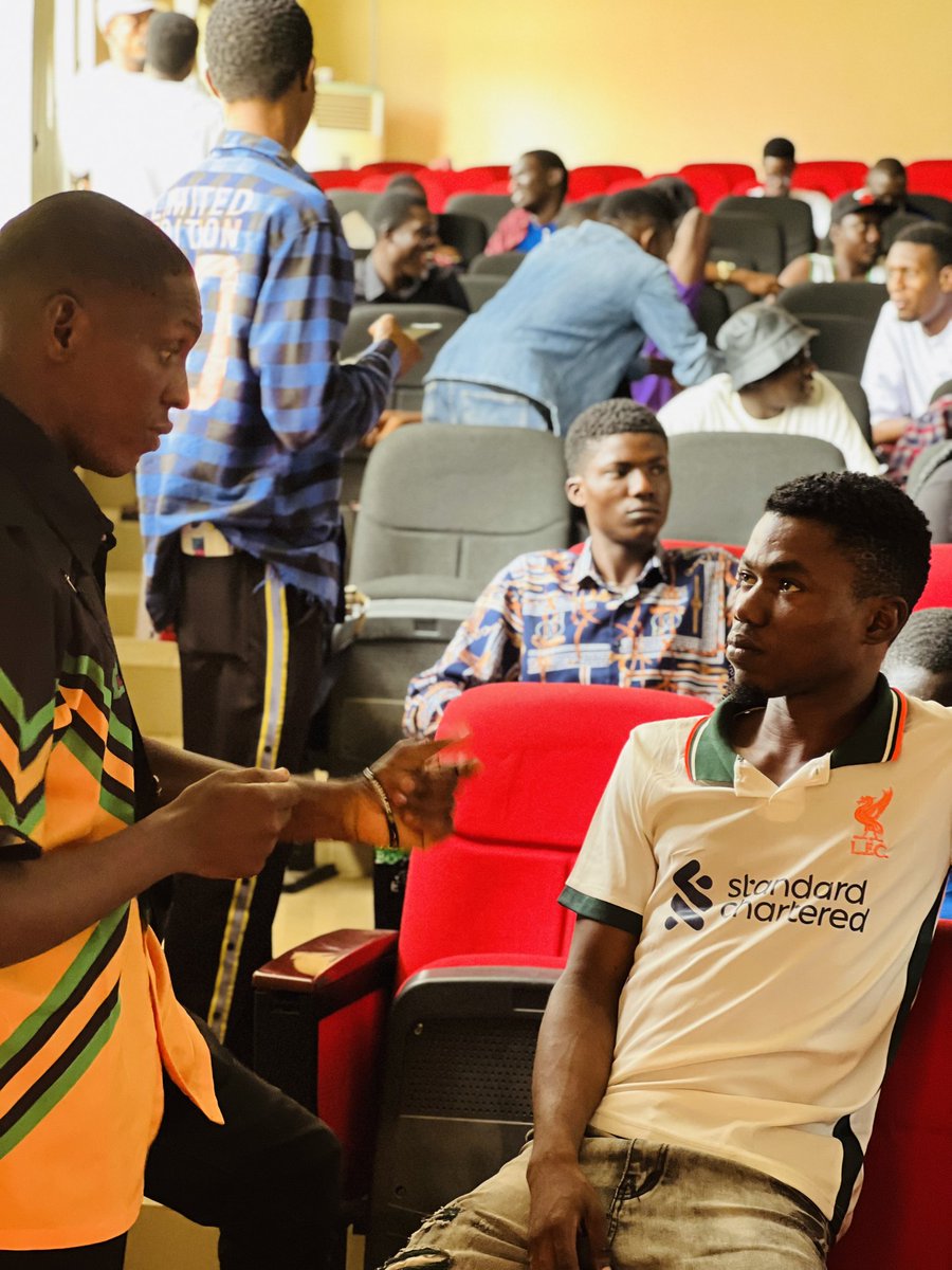 5 mins break, networking session and everything in between. 🤭
#devfestakoko23