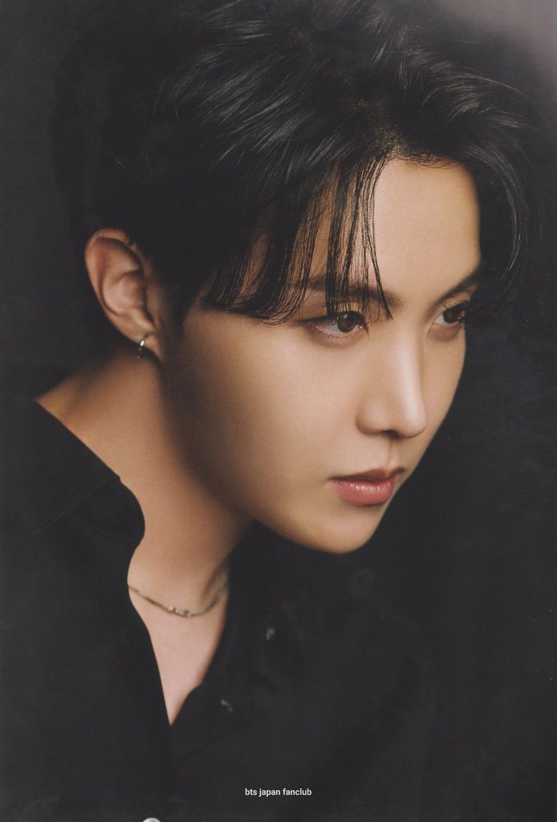 Hopemoon6419's tweet photo. @cypherluscious @BTS_twt https://t.co/Nxr16D8rMF