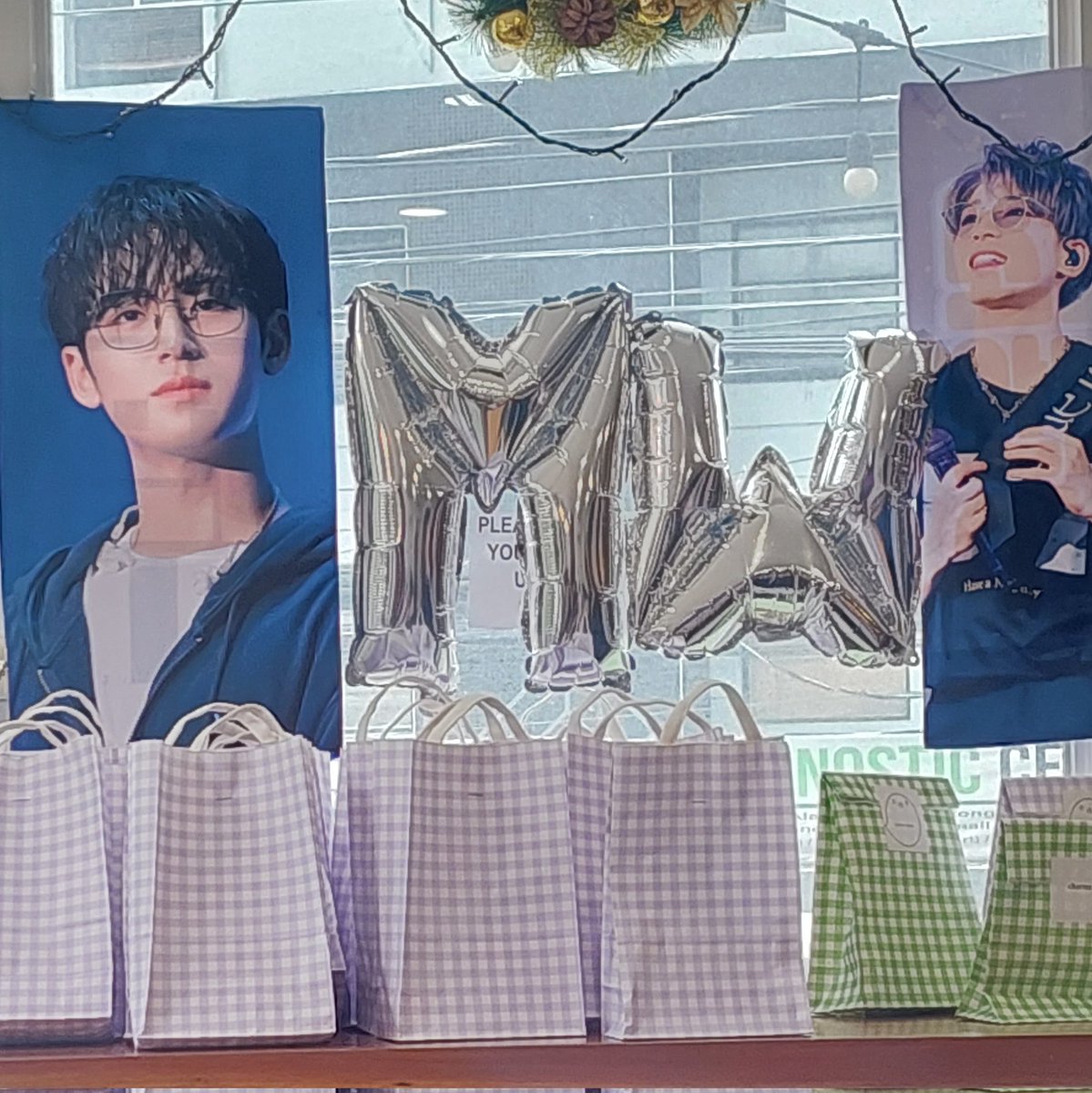 everywon9yu_'s tweet photo. first svt related cse and I had such a great time + met new friends ✨ #minwonlovebot 🩷

thank you and congrats for a successful event (more pa po hehe). @mniwonu @heolcheol_ @gyugamja @dkmyguy @dnbsellies <3 https://t.co/IElBZkz22F