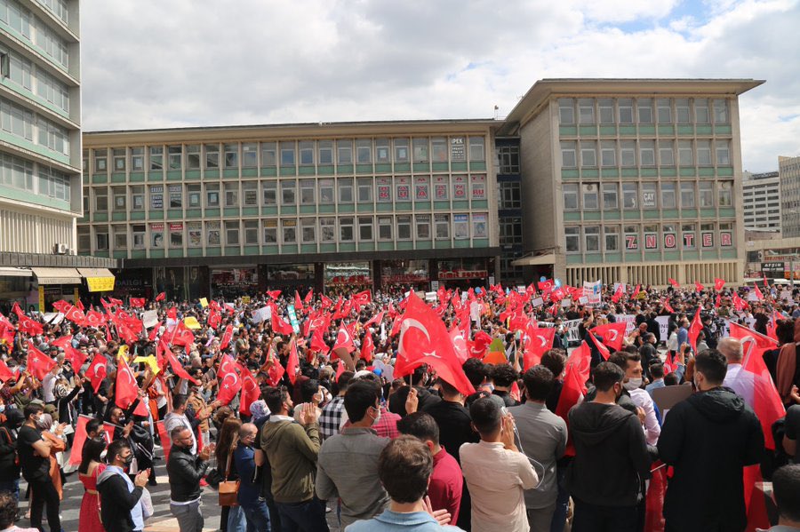 Gençlerin umutlarını yeşertin! Adaletli kontenjan, mülakatsız alım! Bol kontenjan sizlere yakışır!

#ÖğretmenlerUlusta

<a href="/RTErdogan/">Recep Tayyip Erdoğan</a> <a href="/tcbestepe/">T.C. Cumhurbaşkanlığı</a> <a href="/Akparti/">AK Parti</a> <a href="/tcmeb/">Millî Eğitim Bakanlığı</a> <a href="/Yusuf__Tekin/">Yusuf Tekin</a>