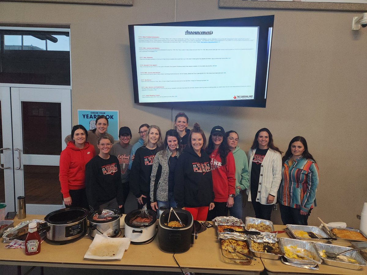 football_boone's tweet photo. Rule #5 - "Hug your momma n tell her you love her!" - Thanks to all our mommas for putting on team breakfast this morning! #OneMission https://t.co/ppyV6nwqOx