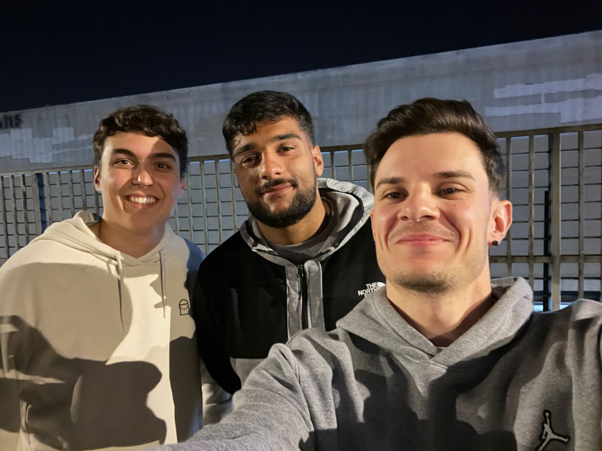 Aquí con <a href="/Superatleti10_/">Jaime</a> celebrando el retiro de <a href="/Carlos_Zent/">ϾΛRLᏫᏚ ZΞПT</a>