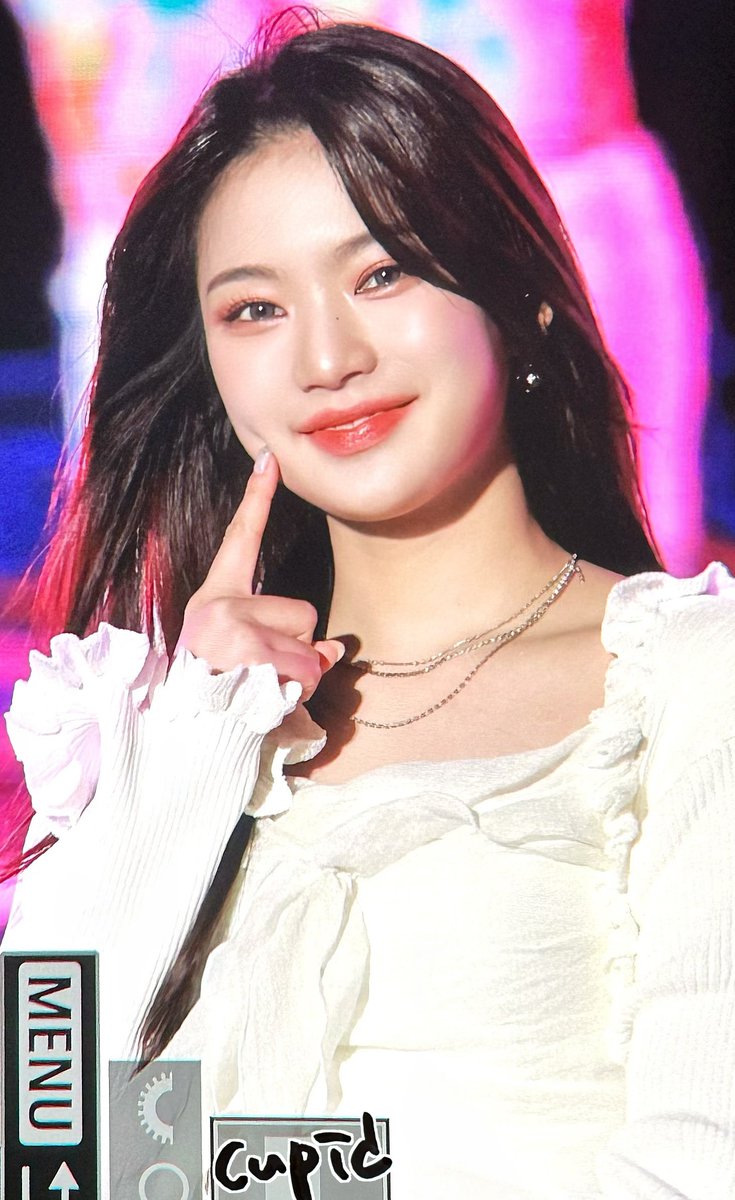 231118

야 옹 🥶

 #STAYC #스테이씨 #ISA #아이사 🐱💘