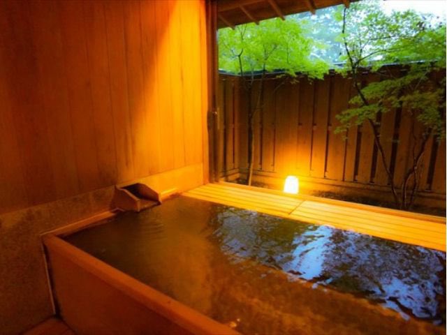 seikanso's tweet photo. 貸切で雪見風呂もこれからのシーズン最高ですので、もう伊香保温泉はないかと思いますが、アポ無しを地道にお待ちしております。 https://t.co/VHvvpHY3tF