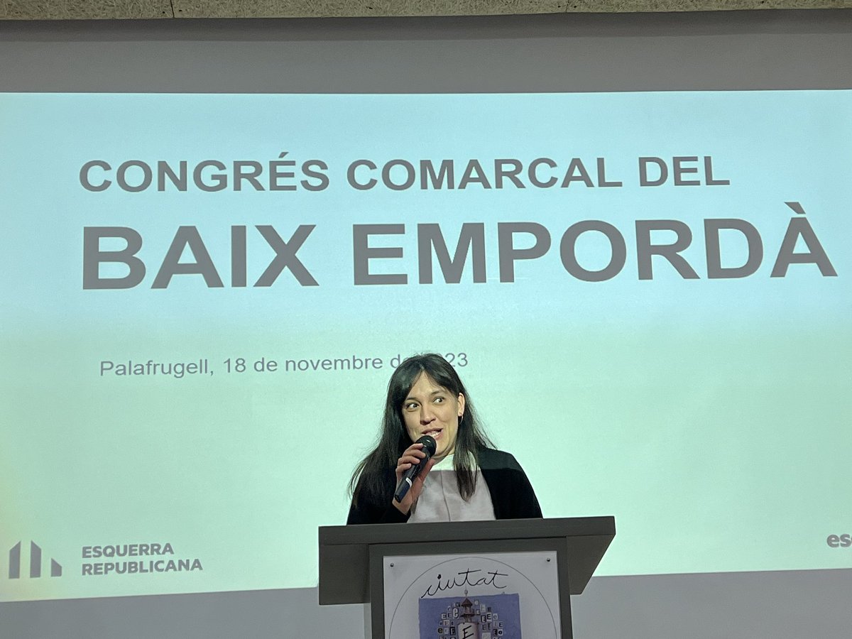 enmarccasanovas's tweet photo. Congrés Comarcal del Baix Empordà @Esquerra_ERC a Palafrugell!
Il•lusió i projecte 🟡

Força i encerts a la nova executiva, especialment als estimats @MAlcalaTorrent @MassaguerRoser i @paulladorebull ✊🏼✊🏼 https://t.co/vKPBSlbVRu