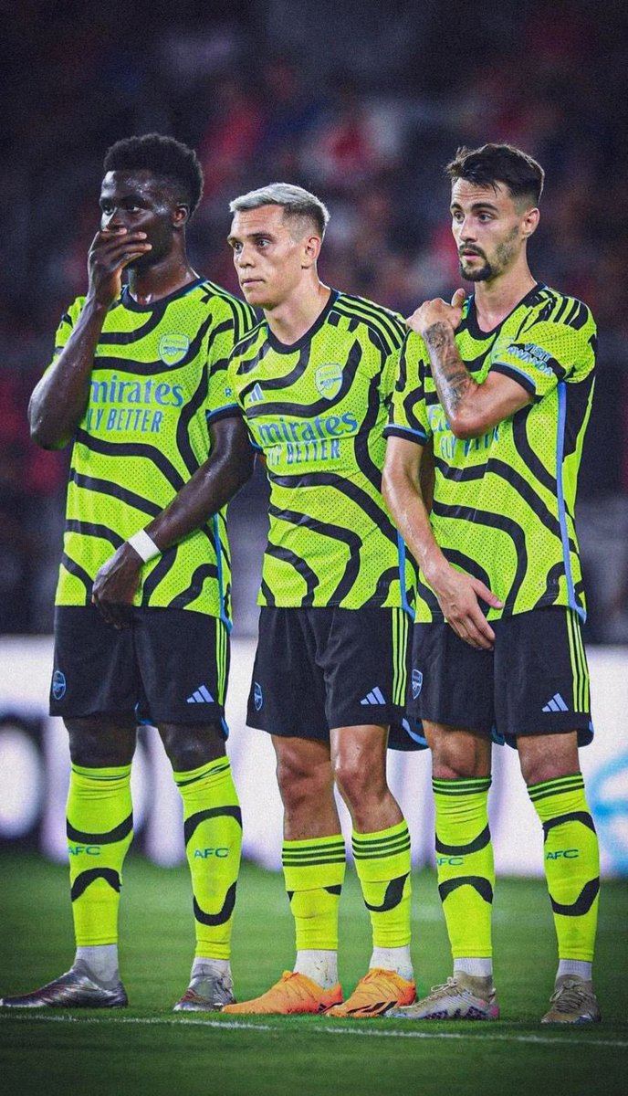 ArsenalN7's tweet image. ⚪️🔴 No Arsenal fan should have less than 5000 followers. Drop your handles, REPOST and make sure you follow each other ⚪️🔴