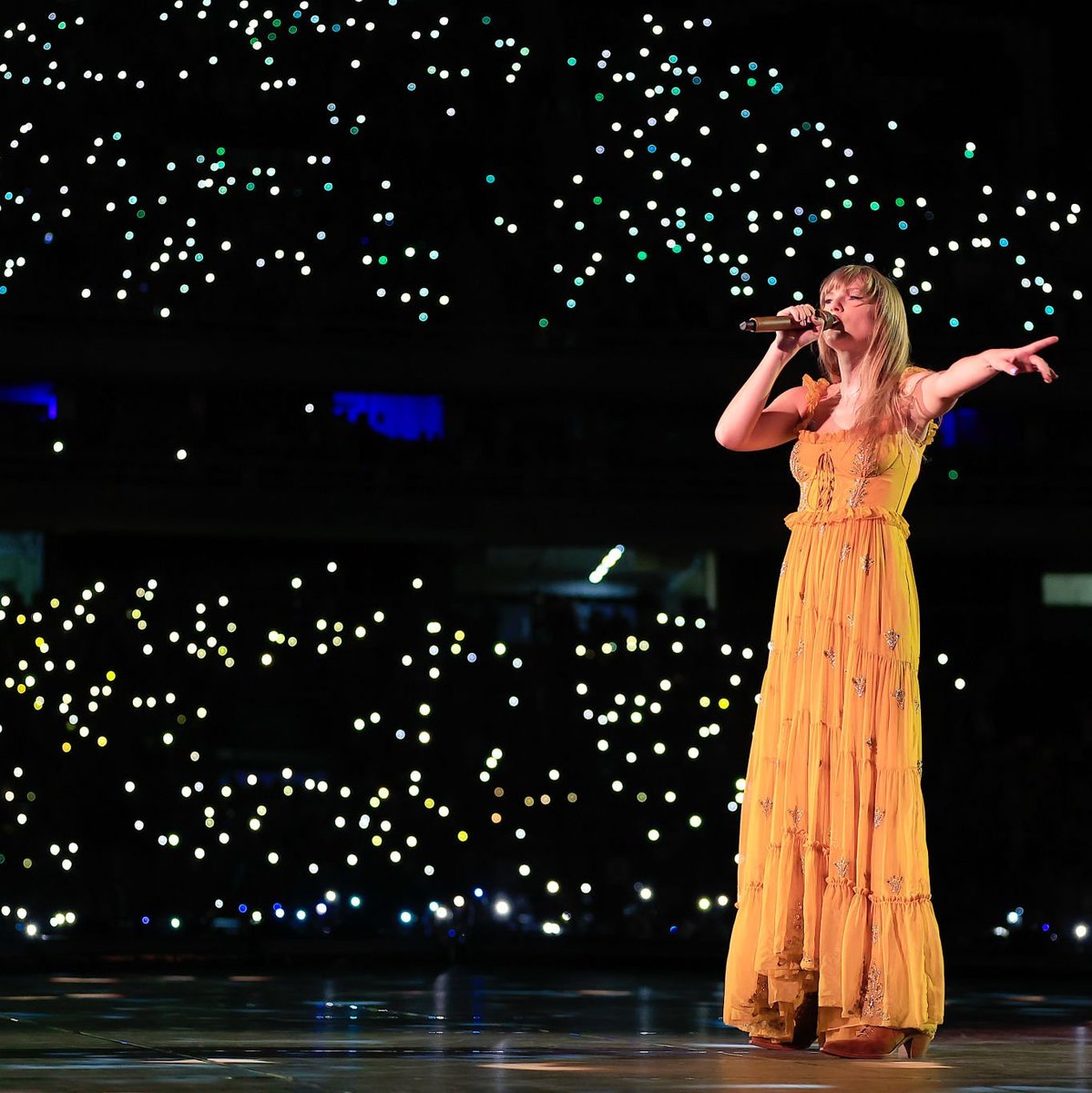 🚨 DICAS DE ENFERMAGEM PARA CURTIR O SHOW DA TAYLOR 🚨 Para você se cuidar, conseguir ajudar os colegas e, quem sabe, salvar uma vida.