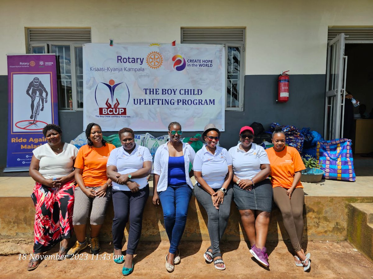 Today we visited the Ewafe home, a home for the homeless and abandoned kids between 4-12 years for our boy child uplifting program. We carried assorted food items and clothing for the children and had a talk with them to encourage them not to give up and keep their heads high.