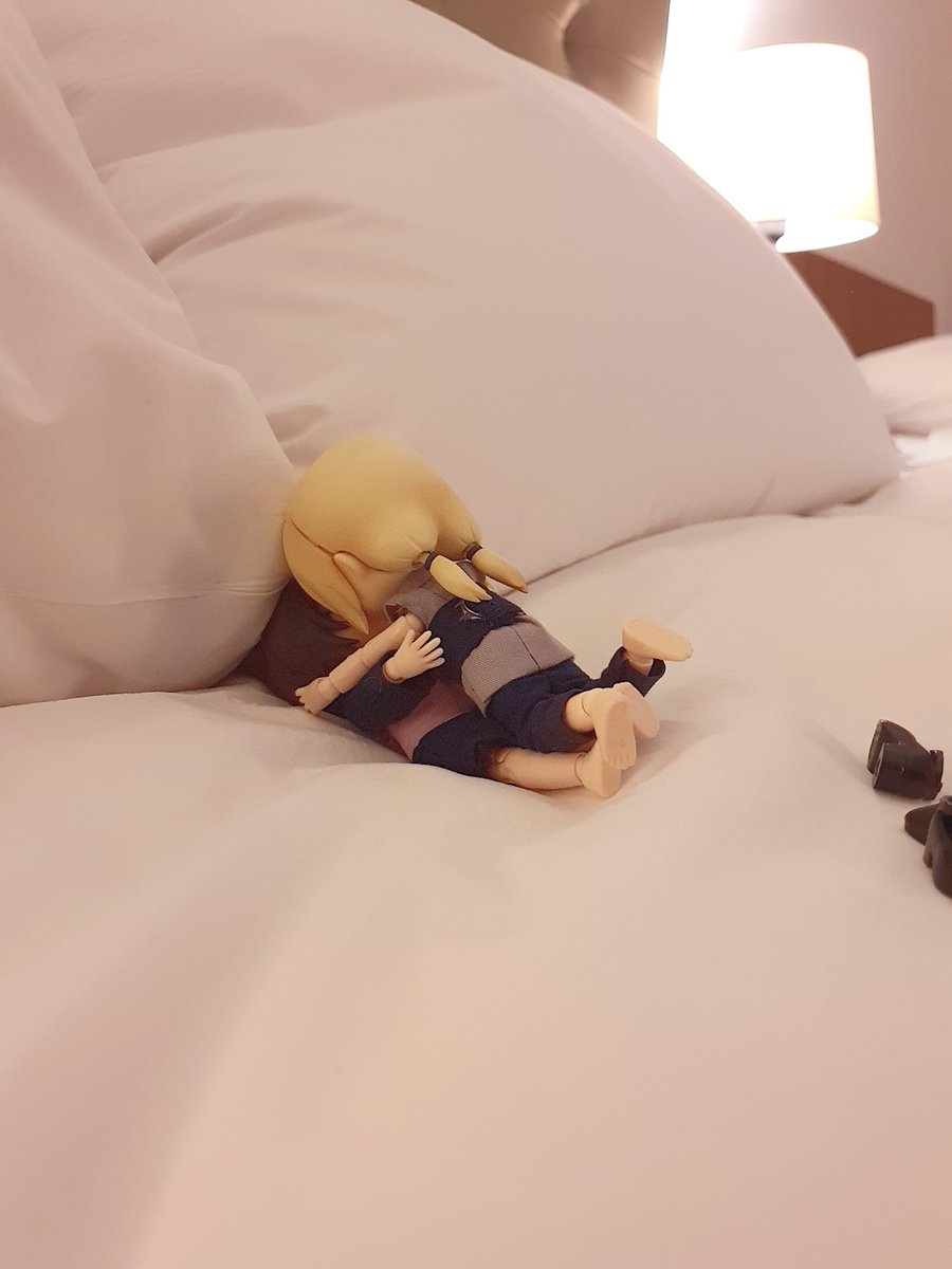 May C/마님 tweet media