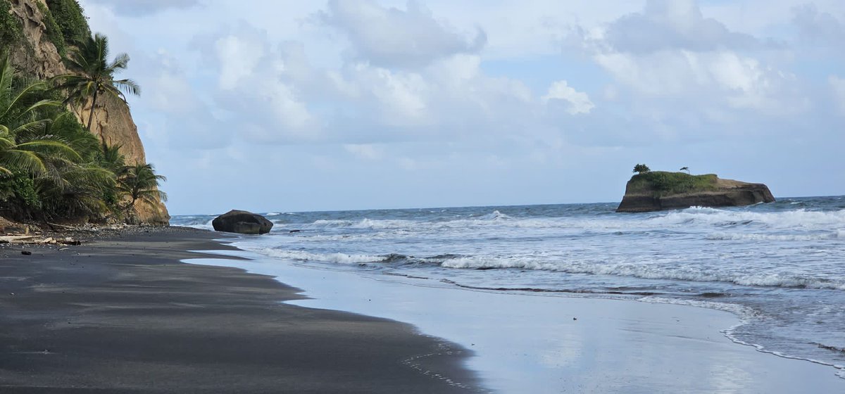 It’s been three years since I returned to the Island of my birth, #Dominica 🇩🇲 
Feeling contented and grateful for the life I have!