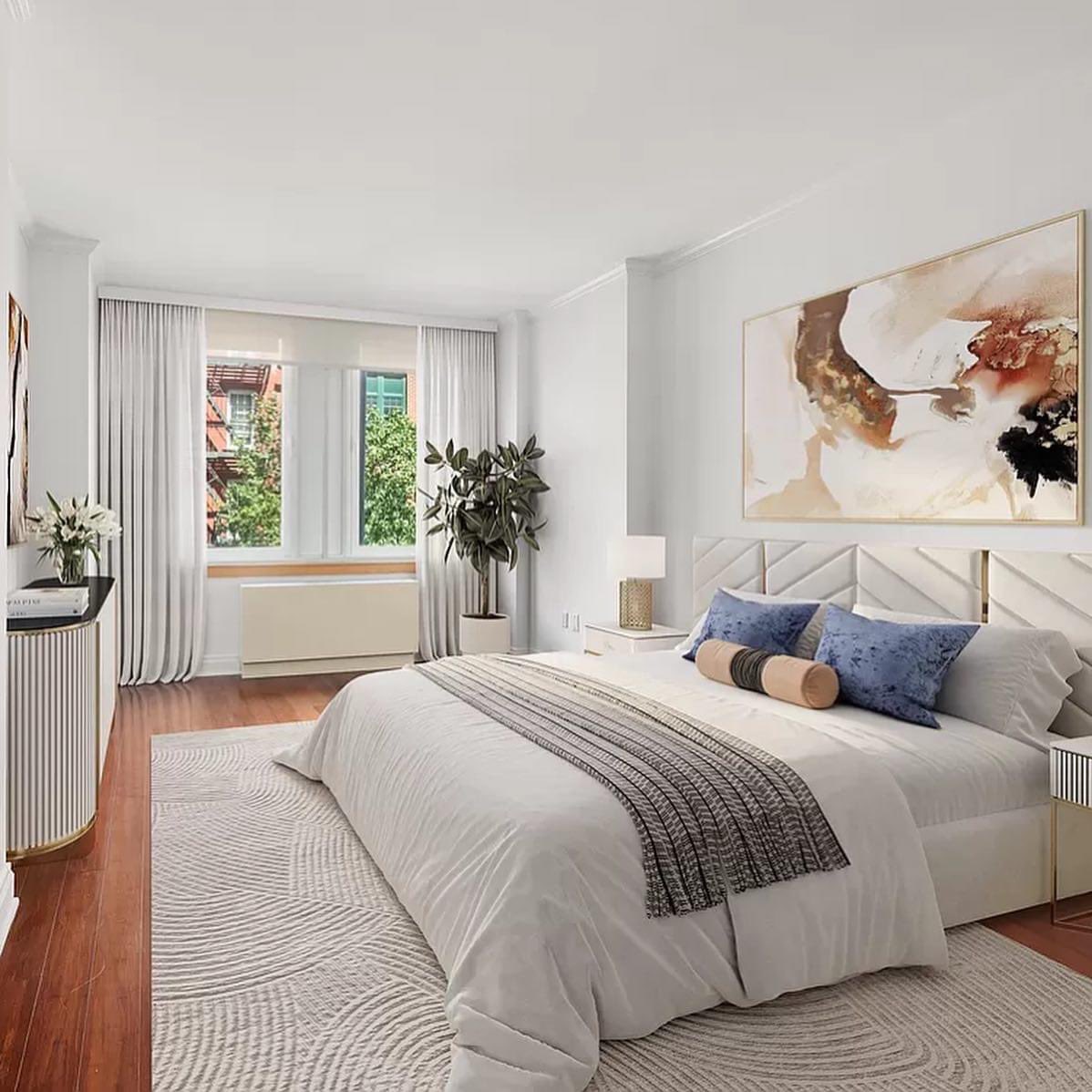 cottynyc's tweet photo. Helping my clients find homes this holiday season! #2bedroom #uppereastside #agentsofserhant #nycrealestate https://t.co/o3rIGdAg20