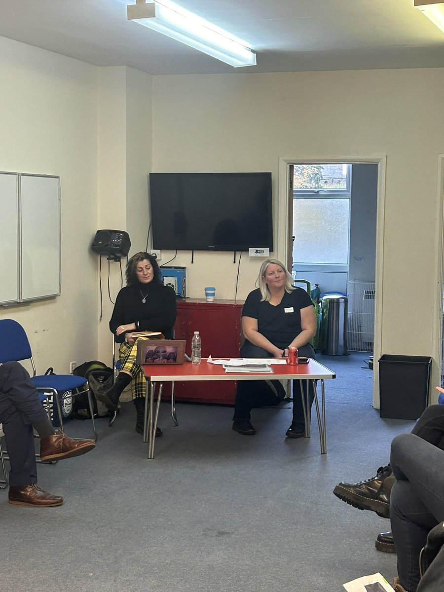 YouthCommCCC's tweet photo. Afternoon workshops are underway! Thank you to @romseymill, the team at The Blakemore Lab, Fusion Family &amp; Youth Project and our very own Community Coordinators for facilitating these sessions! #CCCYouthWorkConference https://t.co/osBtgRGLMF