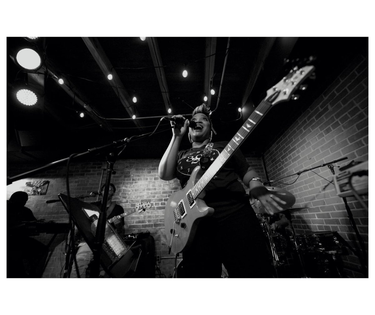 320Fifth's tweet photo. TONIGHT 8-11pm
Latisha &amp; Friends 
$10 

DO NOT MISS this!

#livemusic #laurelms https://t.co/eRrrKqsDfP