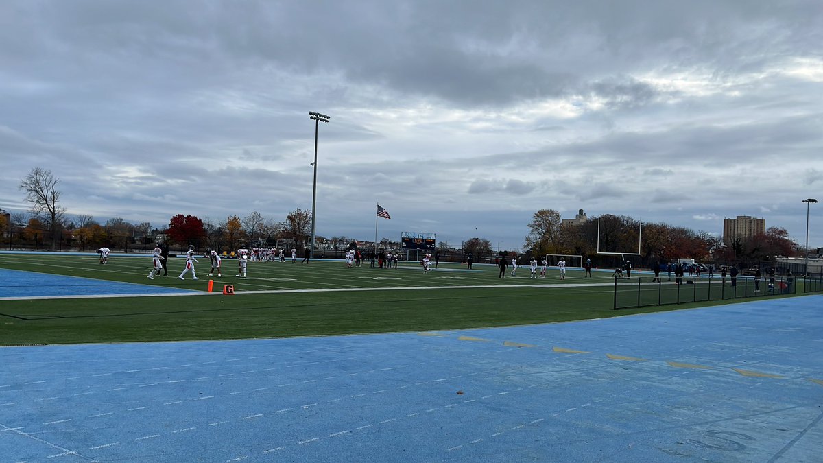 1hr to the Annual Friendship Game!!