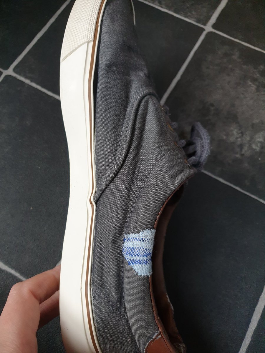 scribblefrog's tweet photo. fixed my shoes!! #visiblemending https://t.co/VYSPK3qncS