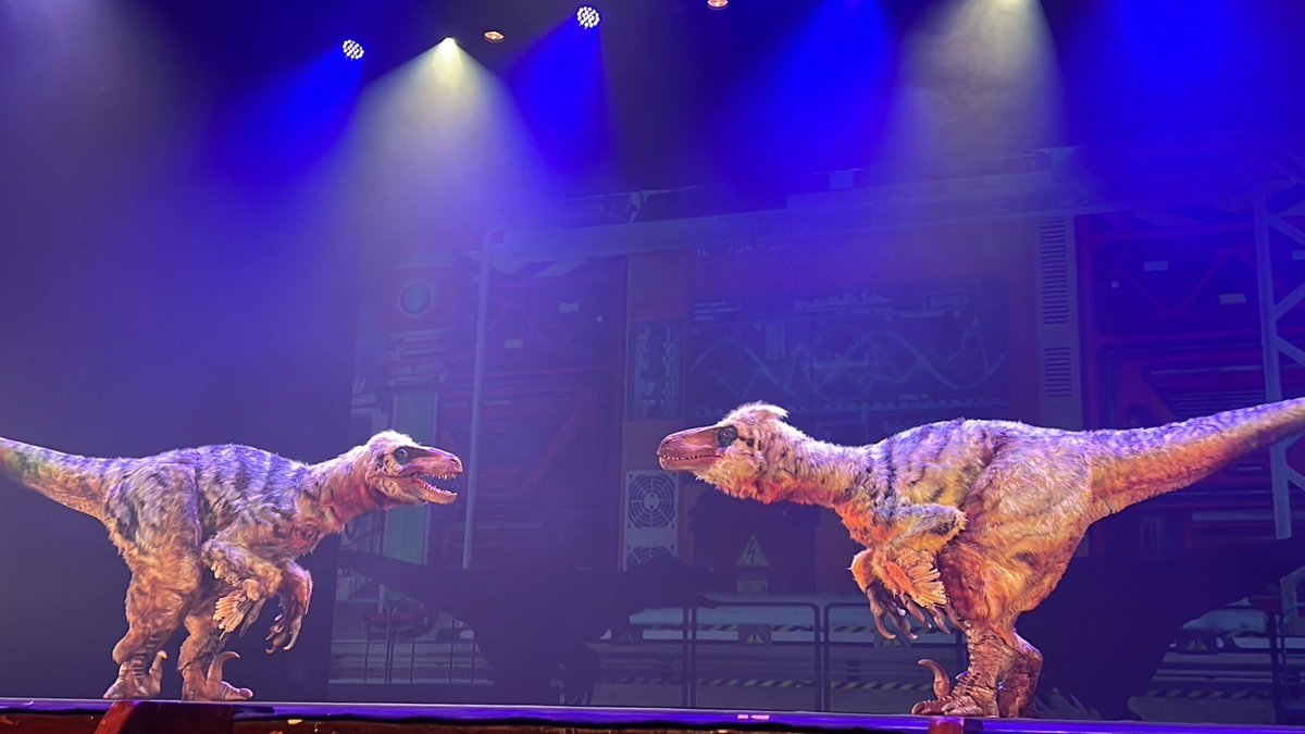 恐竜ラボ　キングオブハンターズ沖縄公演11/18土曜 恐竜ライブ(DINO-A-LIVE)【恐竜ラボ！ キング・オブ・ハンターズ