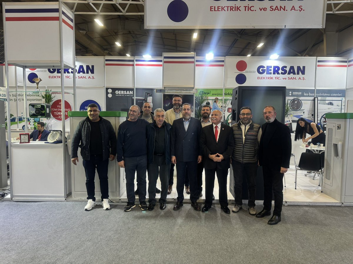 Dubai’deki fuardan döndükten sonra, Bursa’daki fuarımıza katıldım.
Ziyaretleriyle bizi onurlandıran başta Sn. Bakanımız Mustafa Varank <a href="/varank/">Mustafa Varank</a> ve Bursa BB Başkanımız Alinur Aktaş’a <a href="/Alinuraktas70/">Alinur AKTAŞ</a> ve +