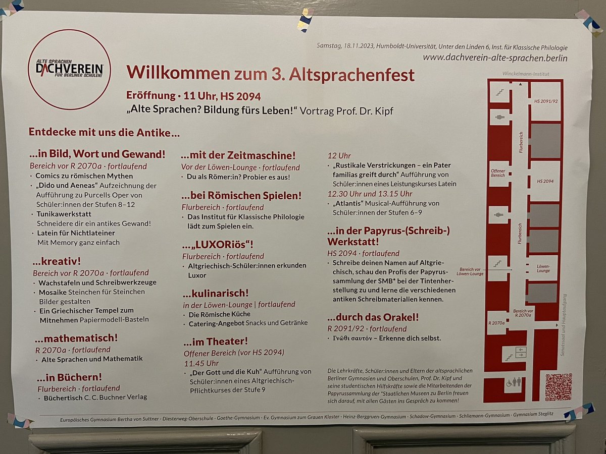 3. Berliner #Altsprachenfest in der @HumboldtUni eröffnet. dachverein-alte-sprachen.berlin. 9 Schulen präsentieren Anschauliches zur Antike, buntes Programm, viele kleine und große Besucher.