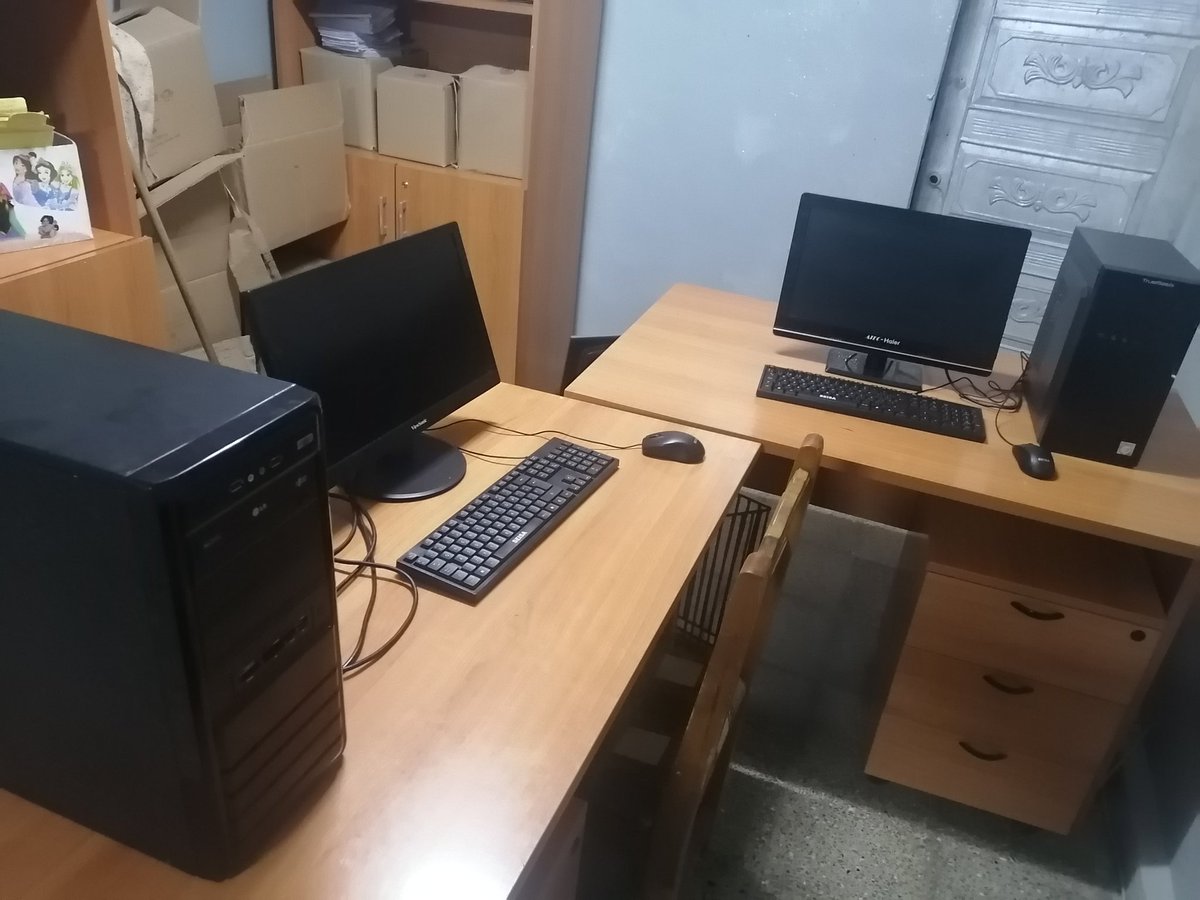 raidelveloz's tweet photo. #HABANACONS mordeniza el equipamiento informático de la UBPC Rigoberto Corcho de la @eaa_30Noviembre permitiendo aumentar la operatividad de #VERSAT y la informatización de procesos y actividades https://t.co/1xNK7tN1ve