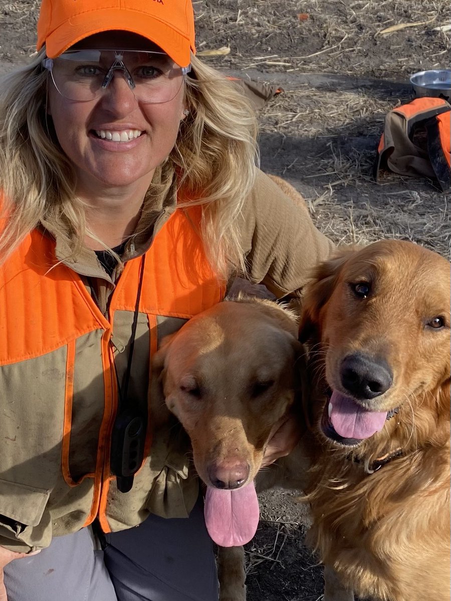 Anyone looking for a December hunt, look us up!
#gurlguide
#pheasanthunting 
#pheasanthuntingsouthdakota
@pheasantcove