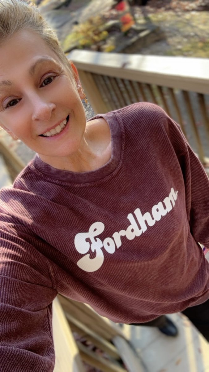 KehoeMelanie's tweet photo. Get out there..it’s a dandy!  Of course, I had to sport my new sweatshirt to represent my niece.  #emilycrocco #fordham @FordhamNYC https://t.co/LEVU0YUMsn
