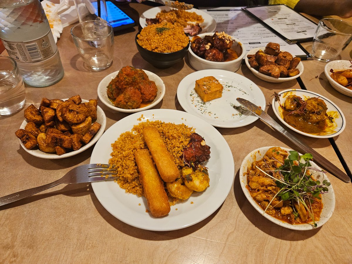 MirandaGrell's tweet photo. Delicious #SaturdayBrunch with some of my #legalladies at @chukusLDN.
The best #NigerianTapas in #London 🇳🇬😋🇳🇬
@CreativeLegals @Jo_Cargill @BowLawChambers @ElaineBanton
#Chukus #Nigerian #Tottenham #N15 https://t.co/xLu8EIMWMX
