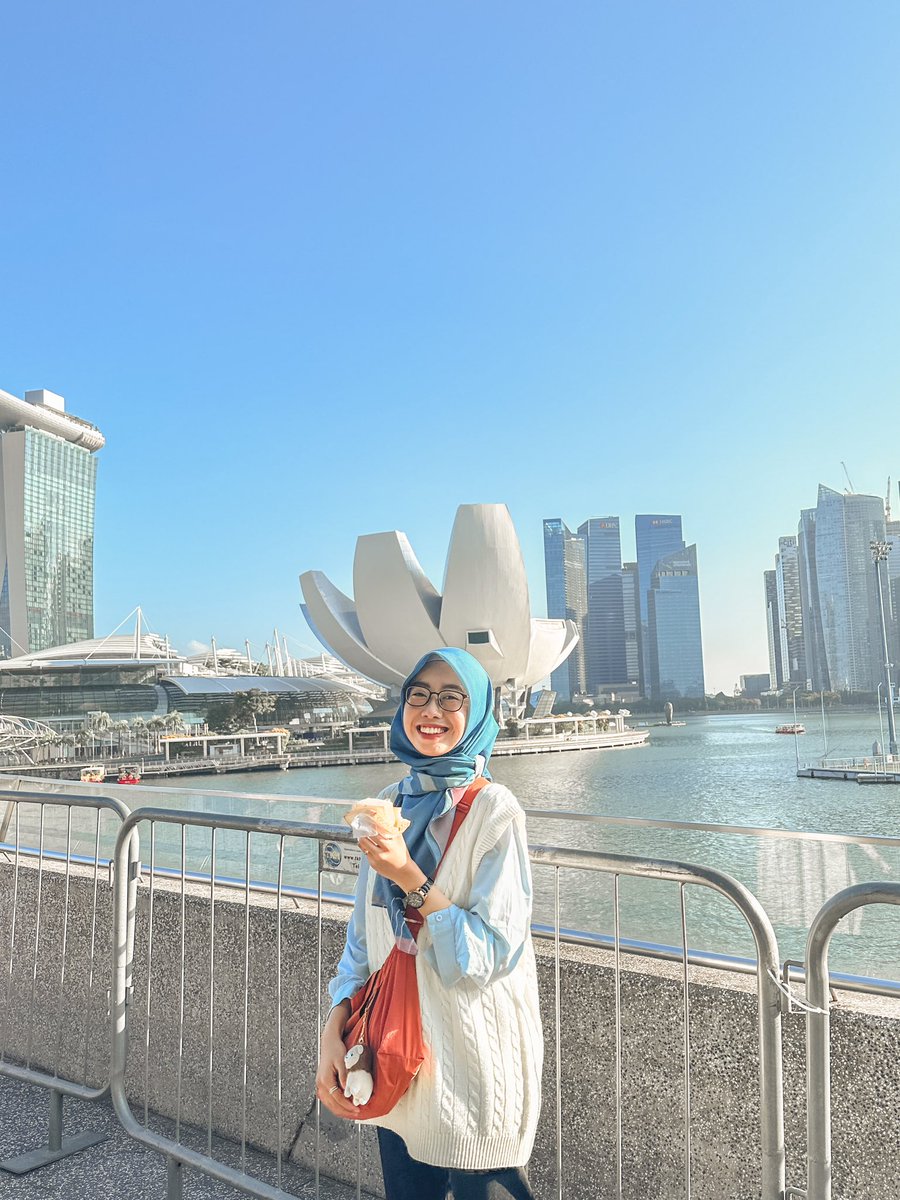 mardiaheyyy's tweet image. Siapa yang mau ke Singapore tahun depan buat nonton Coldplay atau Taylor Swift? Atau emang mau jalan2 ajaa? Gue mau rekomendasiin hotel buat kalian! ✨

Cus di share dan save dulu biar dapet banyak referensi 🤩