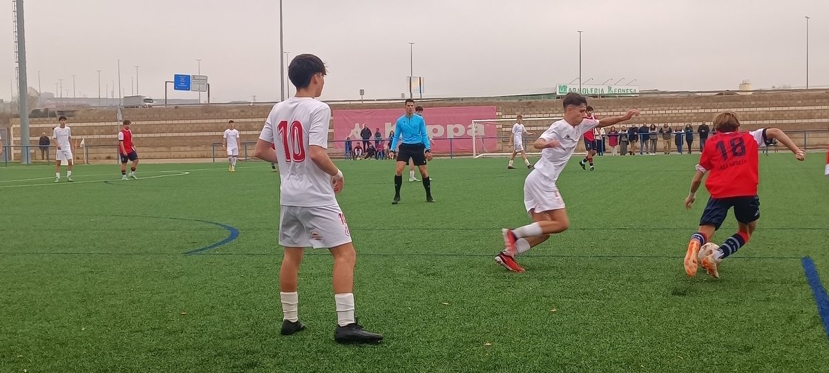 CultuAcademia's tweet photo. #CyDLCA Jornada 10

Final en el Área en la Cadete Regional,

Cadete A 2 (en PP y Andrés) - @CD_San_Agustin 3 https://t.co/Qh5Ve8TlFE