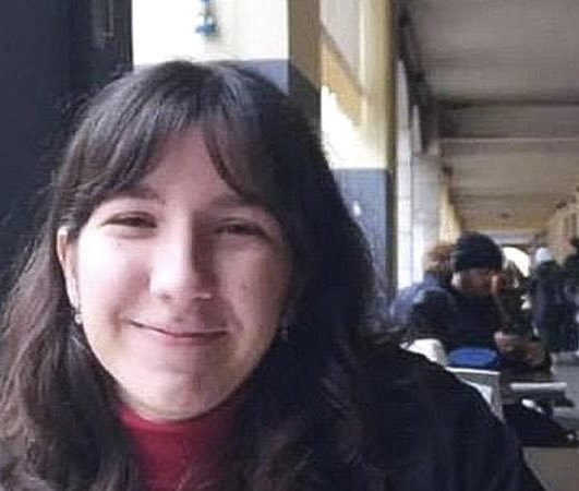 CTrinchese's tweet photo. Penso a Giulia, ai suoi familiari, all’angoscia di questi giorni. 
Penso a Giulia, uccisa da “un uomo” geloso di lei e dei suoi successi, possessivo, ossessivo. “Un uomo” che le ha portato via i sogni, e una vita intera.
Riposa in pace accanto alla tua mamma ❤️
#giuliacecchettin https://t.co/Fun2QkrfvJ