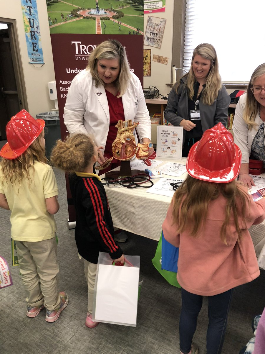 Our First Annual Career Fair allowed our students to speak with professionals from the community to learn more about their careers.  They were able to ask questions &amp; see demonstrations. We had over 20 different vendors! <a href="/MPSAL/">Montgomery Public Schools</a> <a href="/SuptMJBrown/">Melvin J. Brown, Ed.D.</a> 

#TheresMoreWithMPS #TheresMoreWithPES