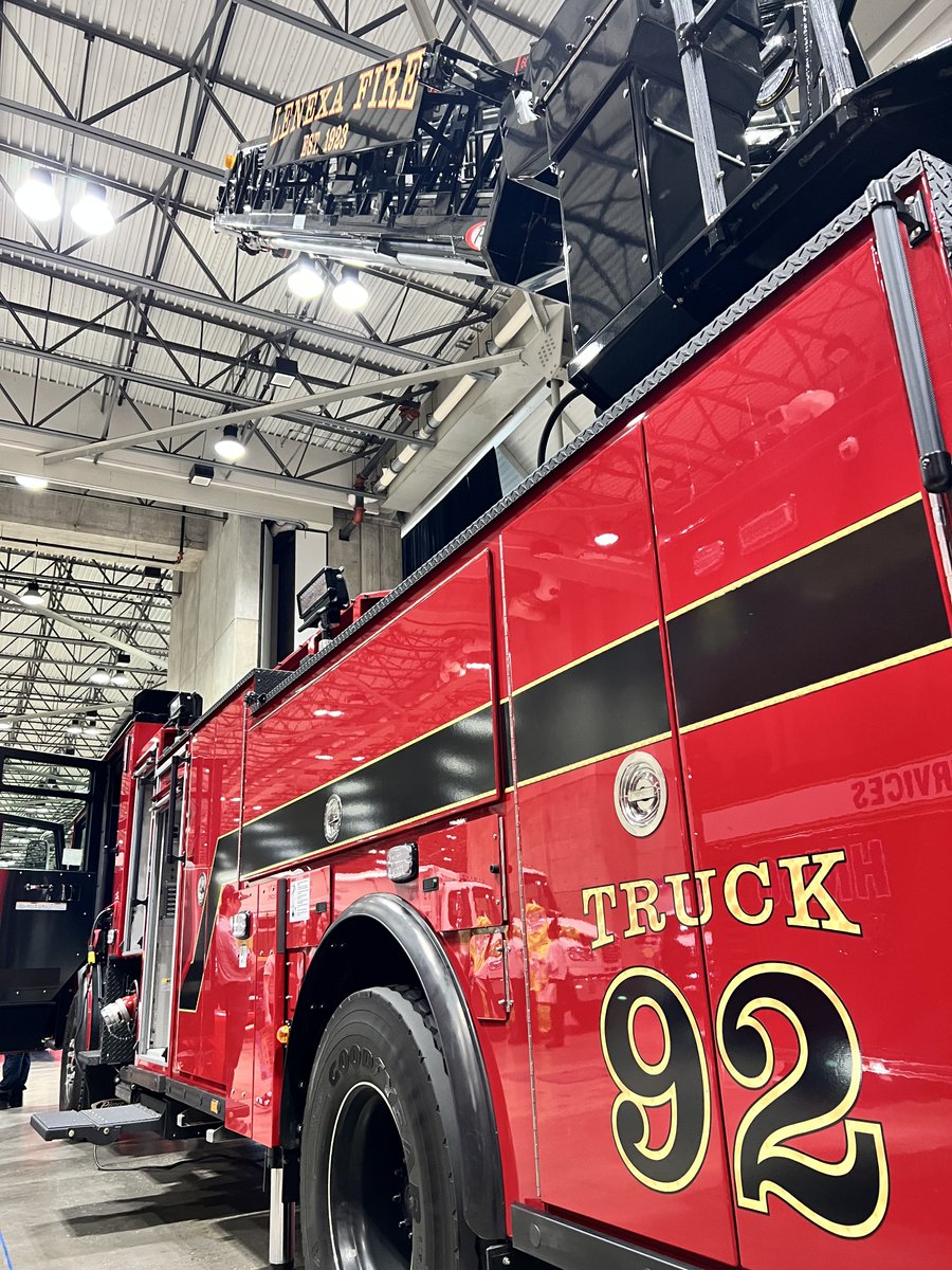 SMSDBLUEEAGLE's tweet photo. @LenexaFire Congrats on the fantastic new apparatus. We caught a glimpse of her at the Career Expo this week! https://t.co/k55mcybVbW