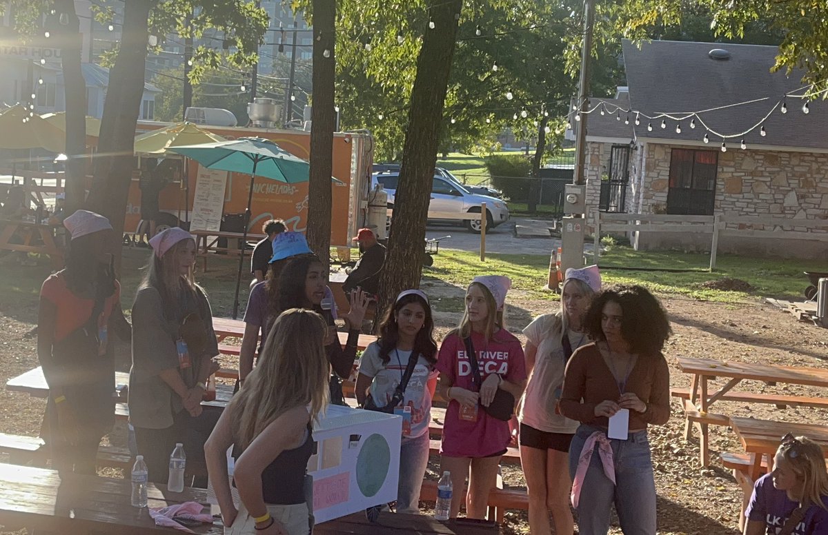 Avon DECA tweet media