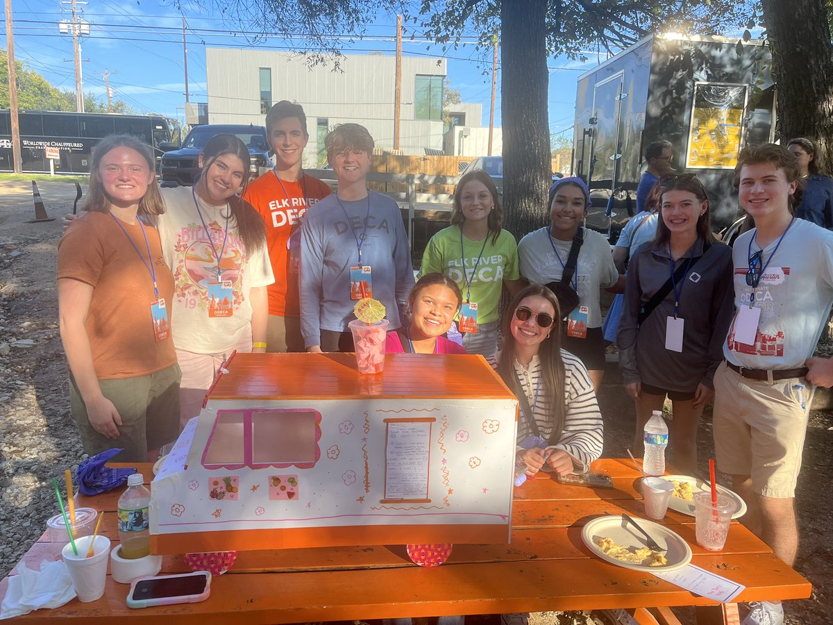 Avon DECA tweet media