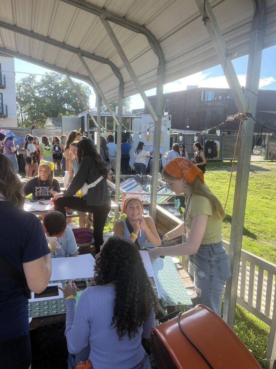 Avon DECA tweet media