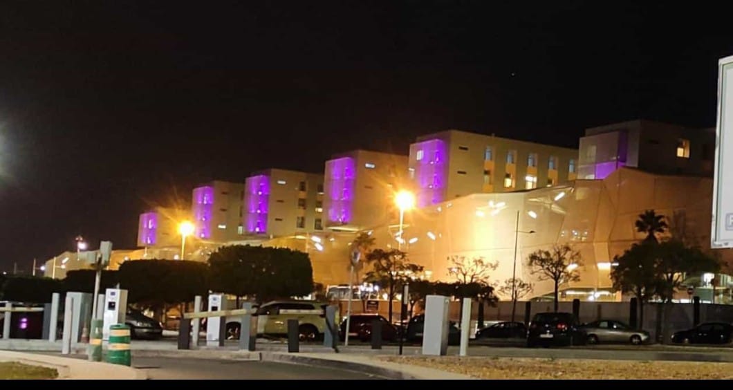 Ayer se celebró el #DíadelNiñoPrematuro y las fachadas de nuestros hospitales Santa Lucía y Rosell se iluminaron para conmemorar ese día.
 Más de 800 casos en la Región en el último año.
<a href="/Murciasalud/">Murciasalud</a> <a href="/AytoCTcomunica/">AytoCTComunica</a> <a href="/fuentealamo/">Ayto. Fuente Álamo de Murcia</a> <a href="/AytoMazarron/">Ayto. Mazarrón</a>