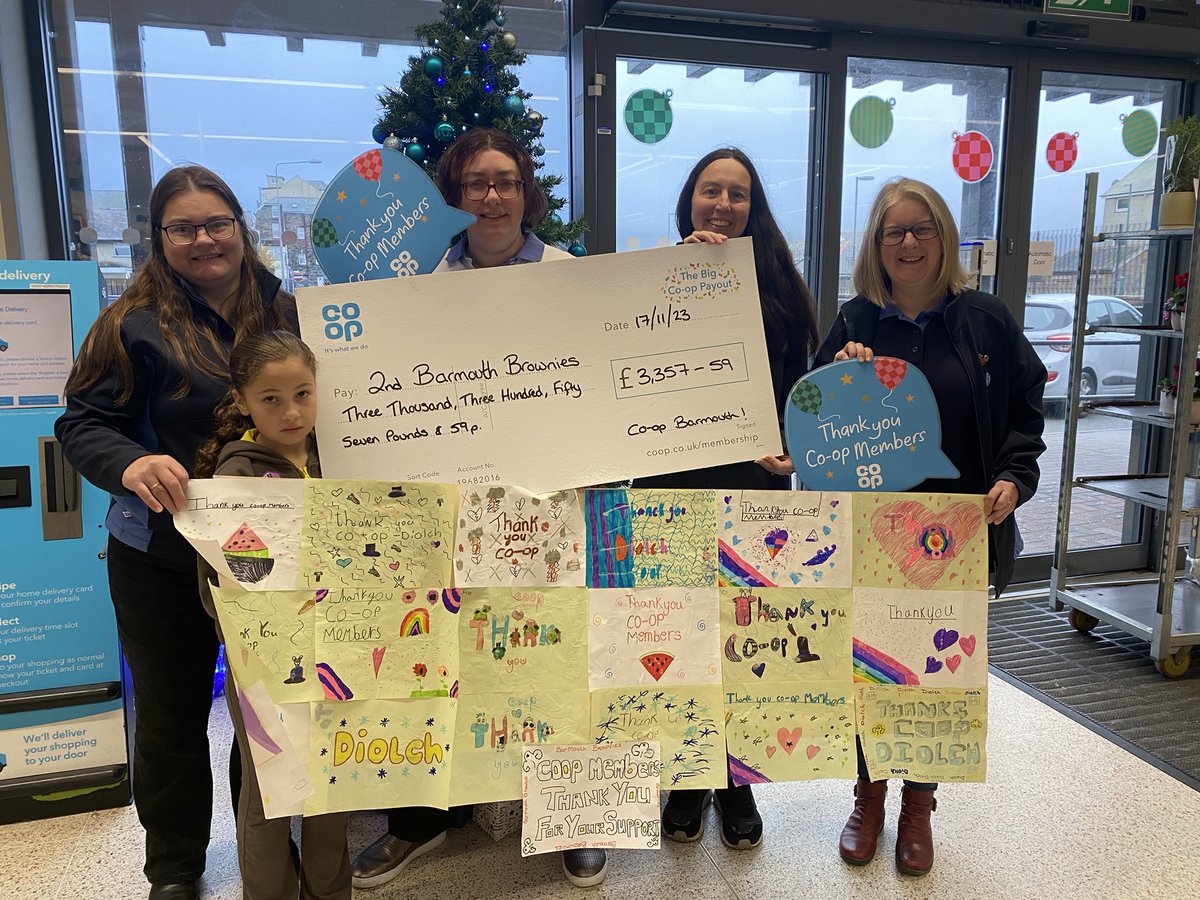 Loopysutton's tweet image. Fantastic morning celebrating our local Community causes! Great amounts raised for our community, thanks to all our Coop Members 🎊🎉@erin_omahony @coopuk #Community #localcauses