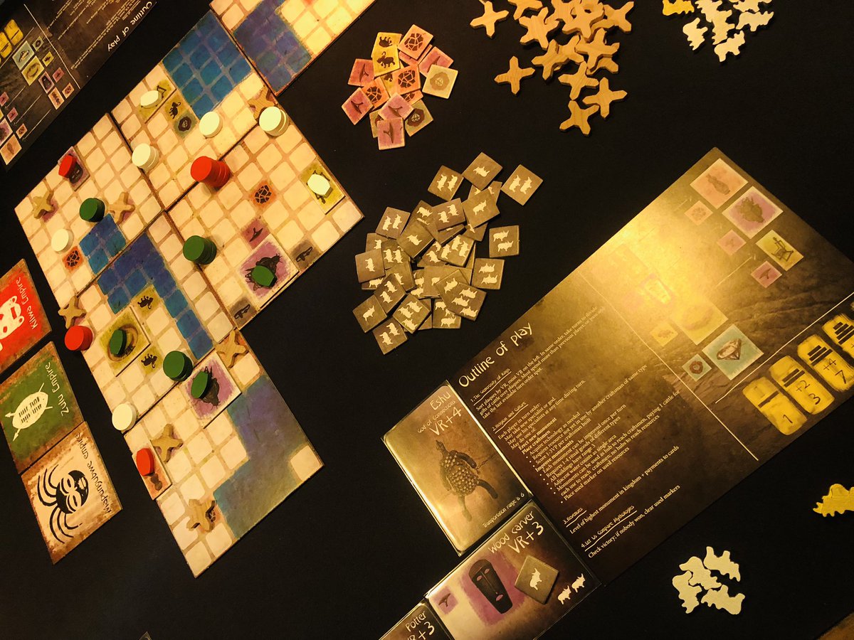 ludo_logia's tweet photo. Playing The Great Zimbabwe #splotterspellen #boardgame #splotter https://t.co/wWWAYT52TX