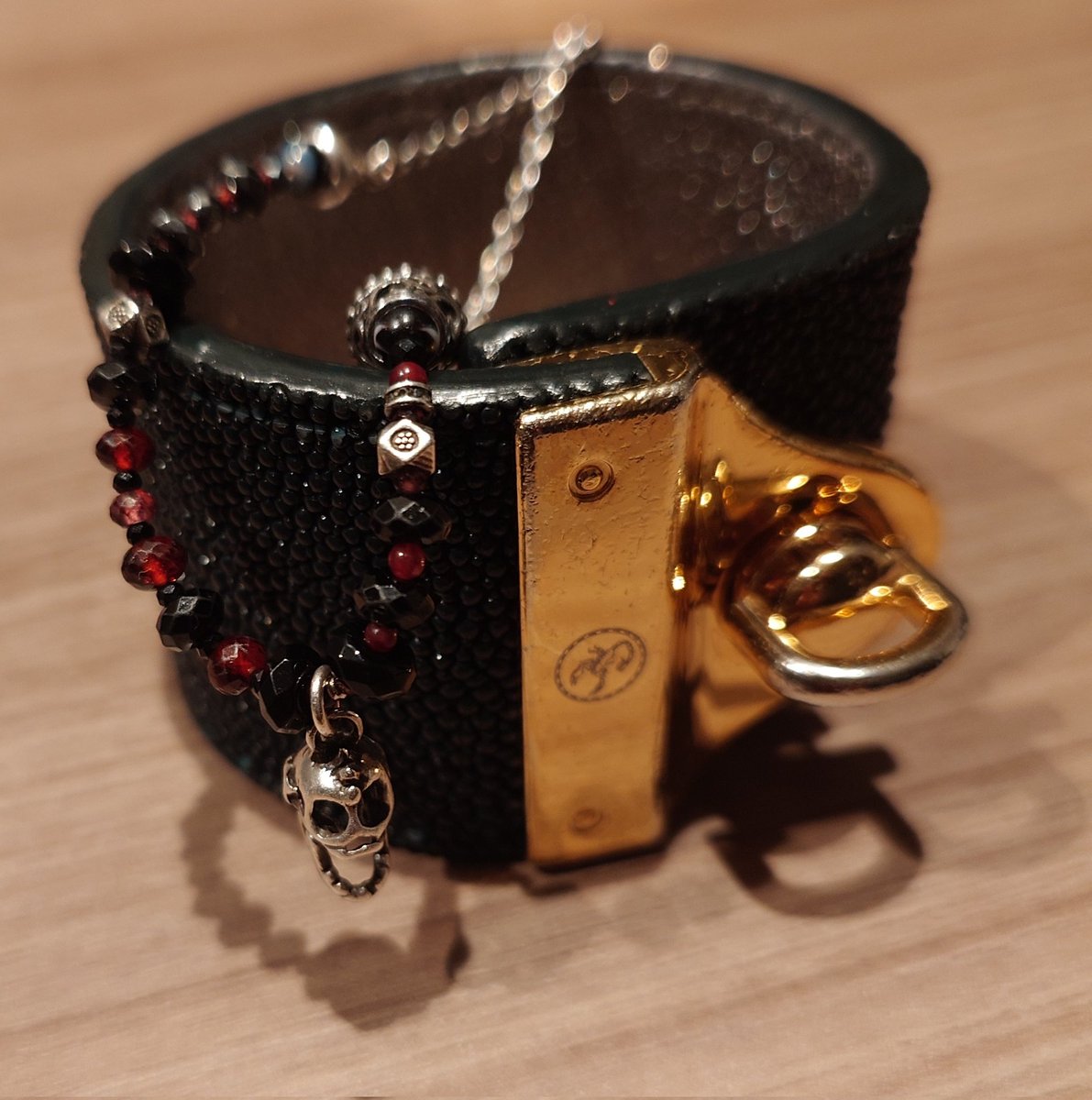 kumi4600's tweet photo. GoldLeather
ใ๏ธ๐9ๅจๅนดใ๏ธ๐
ไปไบไธญไปฅๅค
่่บซ้ขใใไปใใฆใใ
ๅ ๆฒปใใ
ใพใๅธฐใใใใผ(*ยด๏ธถ`*)๏พ
ใใๆใฏใใใใ
ใใซ(*_ _)โก
#GoldLeather
#BloodyHistory
#RustWhite
#Stingray
#ใใใใฎไธ้จ https://t.co/xdCW0wPqmX
