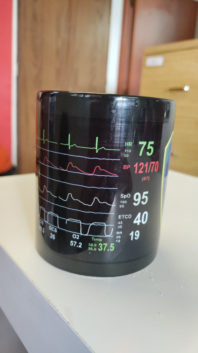 paramoalvarez's tweet photo. Terminando guardia, un café y a dormir https://t.co/7OZis8hUKF