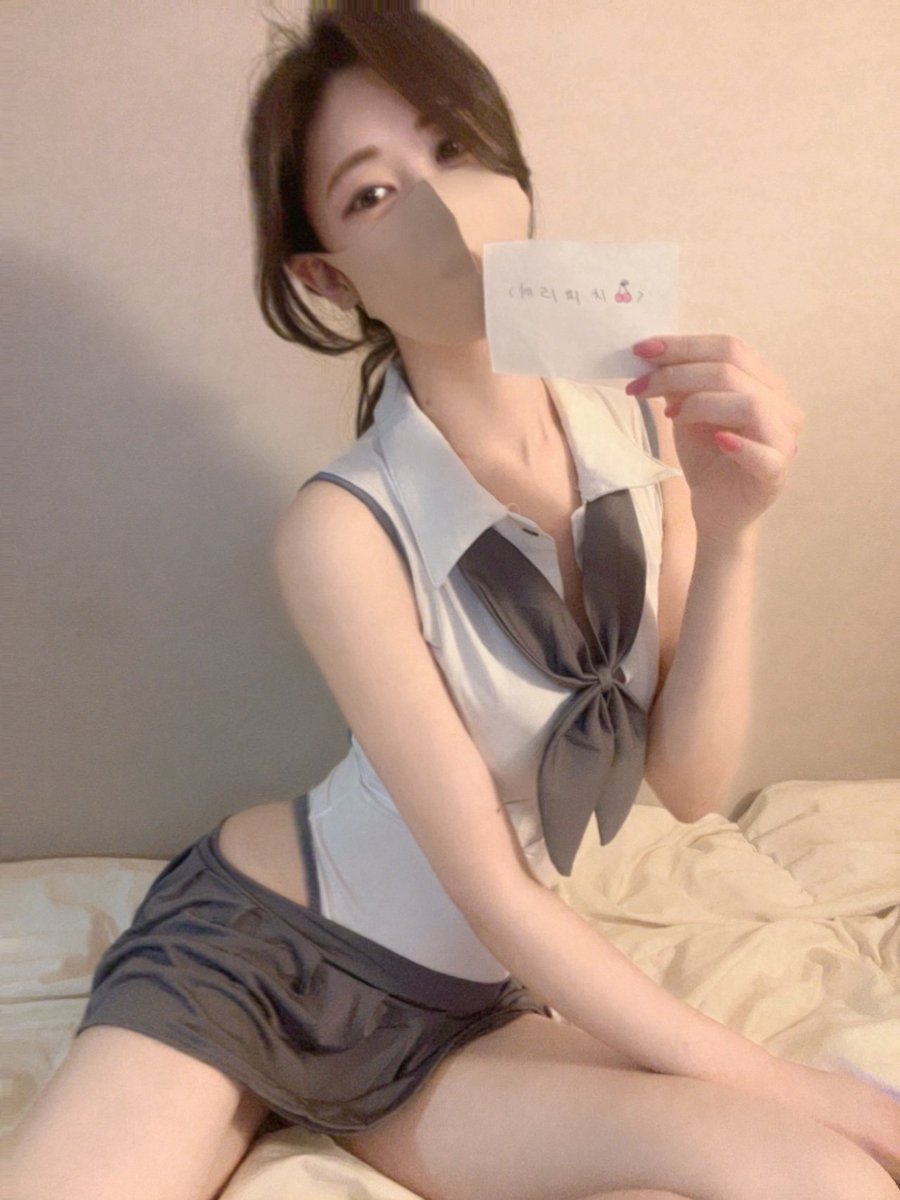 Cherry_peach tweet media