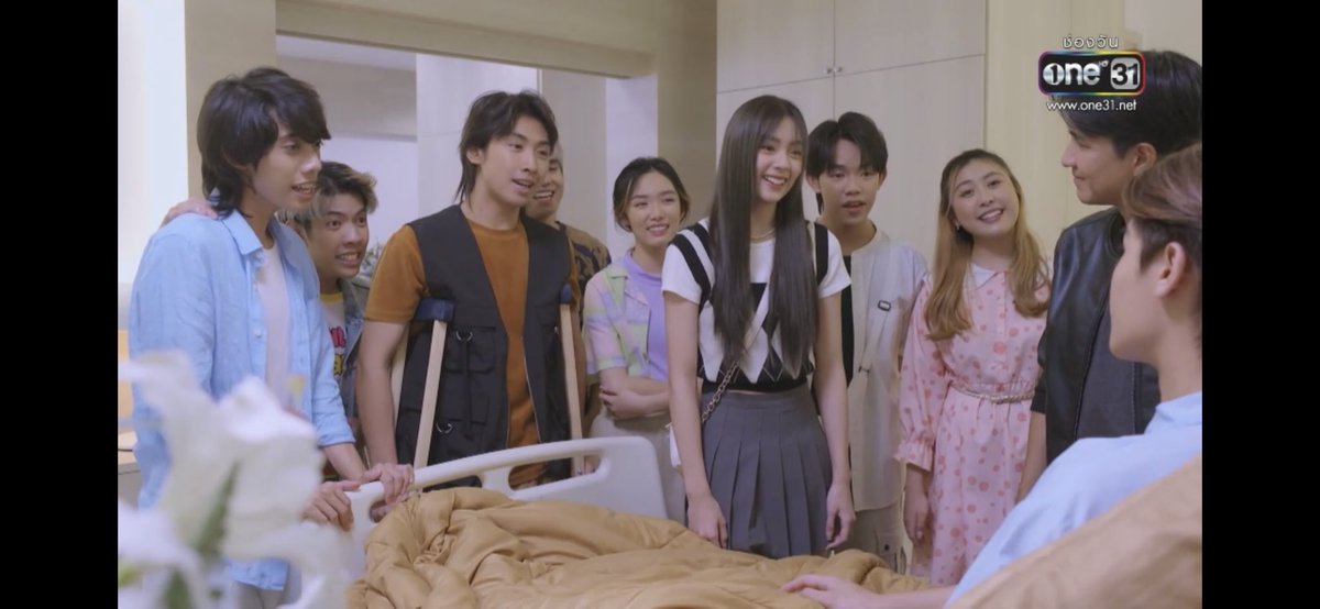 phanitm1's tweet photo. ฮีลใจสุดๆ ซีนที่ให้กำลังใจ ซัพพอร์ตกันและกัน ชอบในมิตรภาพ #ACROSSTHESKYEP11 https://t.co/Ce57cFrYzL