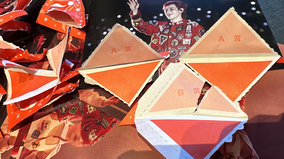 A賞が２個も😭🩷😭🩷
本当にso luckyな日だった🐍✌️🩷
#bambam #ベンベン #AREA52 #BamBam_TOUR_AREA52 #BamBam_TOUR_AREA52_IN_JAPAN #AREA52inJAPAN #GOT7