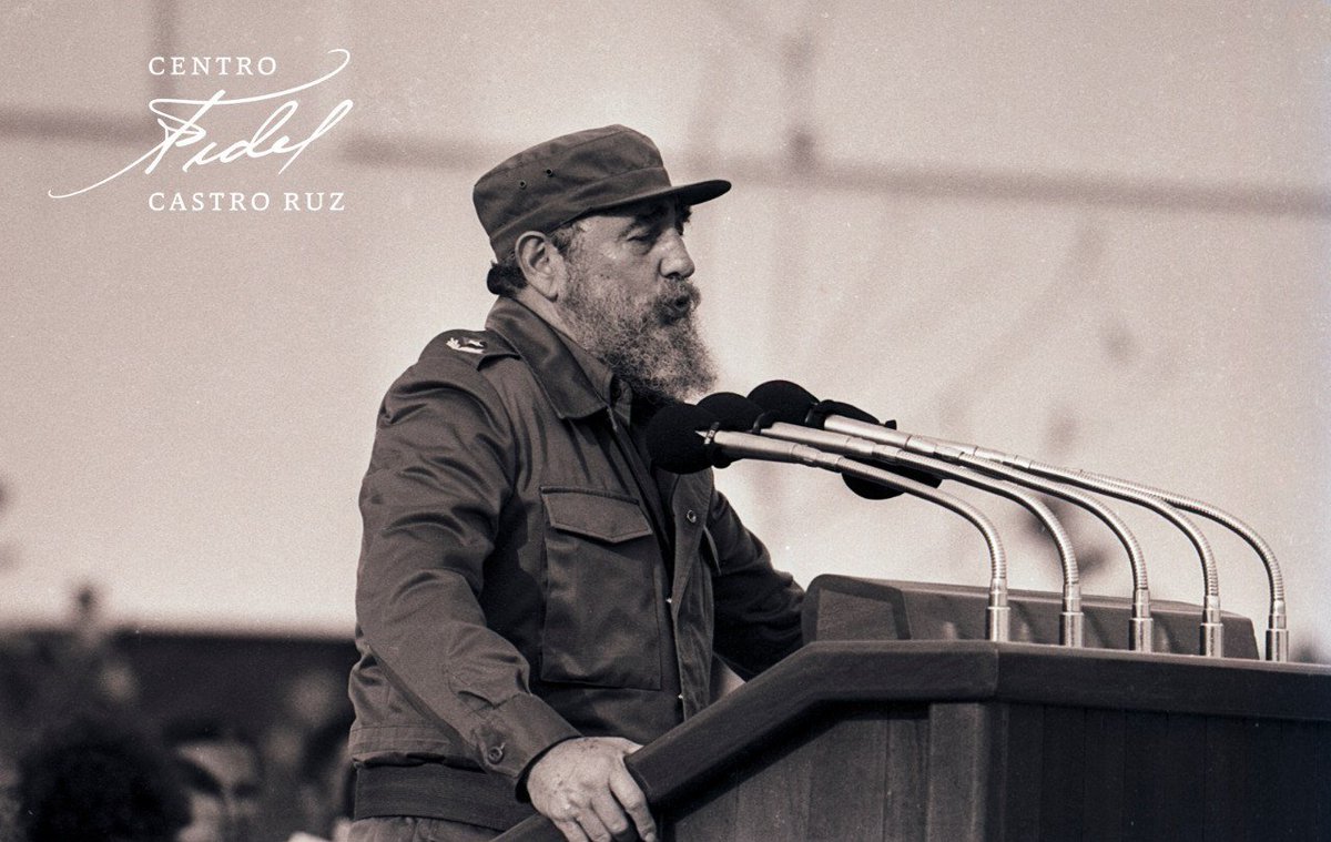 #Fidel:"#Revolución quiere decir que los sentimientos que se sienten hacia cada cubano son capaces de trasmitirse también hacia afuera, hacia los demás pueblos revolucionarios, hacia los demás pueblos, y, en primer término, a nuestros pueblos hermanos". #LíderEterno #JuntosXCuba