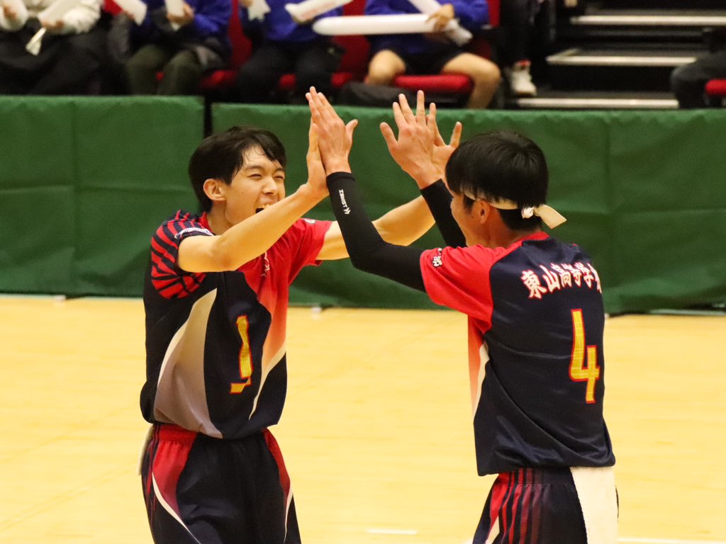 #東山
#花村知哉 #尾藤大輝

キャプテンとしてエースとしてチームを導く姿が本当にかっこよかったです🌿