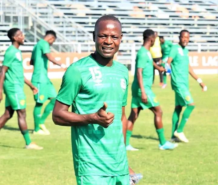 tawah_munthali's tweet photo. One of the most decorated players in the PSL.

7 titles:
3 /Dynamos
4 /FC Platinum
4 Castle Challenge Cups
2  Independence Cups
&amp; The Chibuku Challenge Cup
Bob 89 Trophy winner
Mbada Diamonds
Net One Charity Shield
Bob 88 cup winner
Charity Shield winner

Thank you Gift Bello https://t.co/hPG4Bt4giw