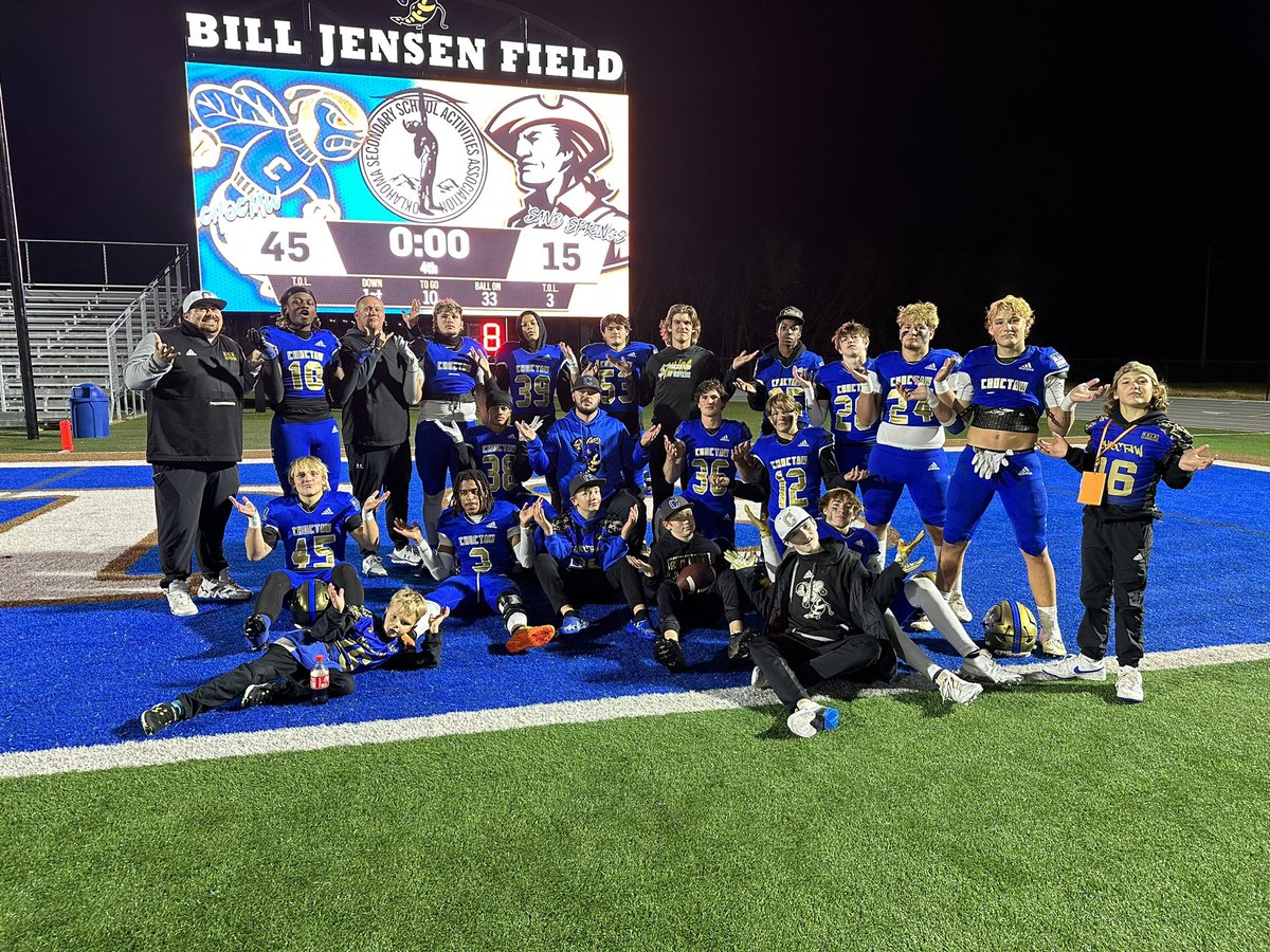Coach_RustyHall's tweet photo. On to the Semifinals!!!! Love our defense, team, and coaches!!  We continue to battle in the arena and get better everyday. #Stungem! #Havoc https://t.co/MS1pByoEtV