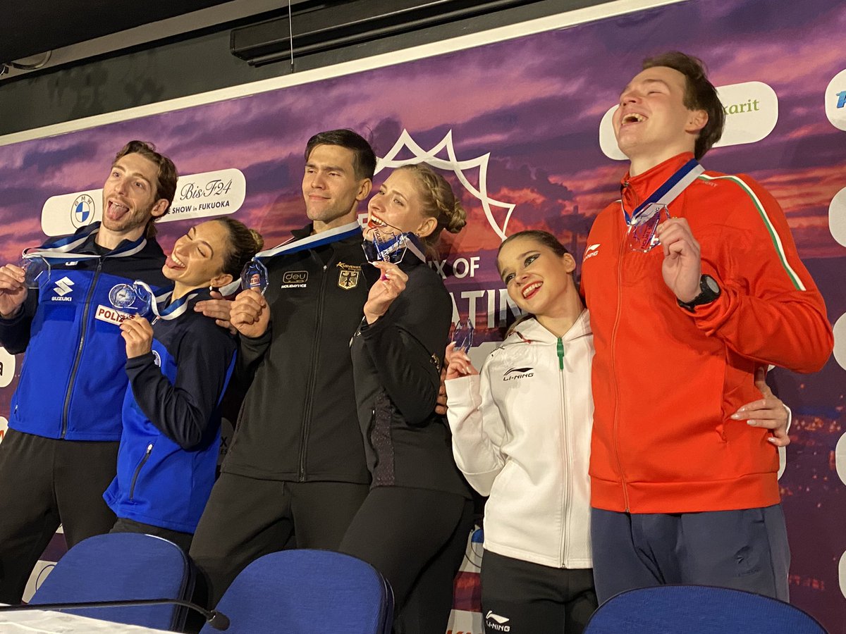 InTheLoPodcast's tweet photo. Pairs winners!!!!

🥇#MinervaFabienneHase / #NikitaVolodin
🥈#SaraConti / #NiccoloMacii 
🥉#MariaPavlova / #AlexeiSviatchenko https://t.co/czJO8DVfxV