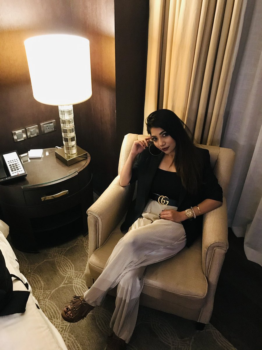 SUIT IT UP 🖤
#labelswarupasathakarni #labelswarupa